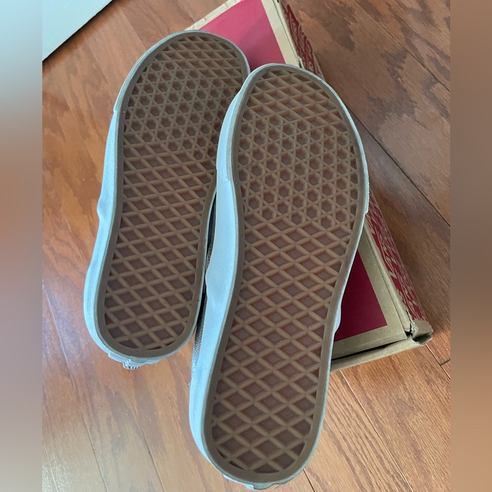 Vans Gold Slip-On Shoes - Picture 5 of 5